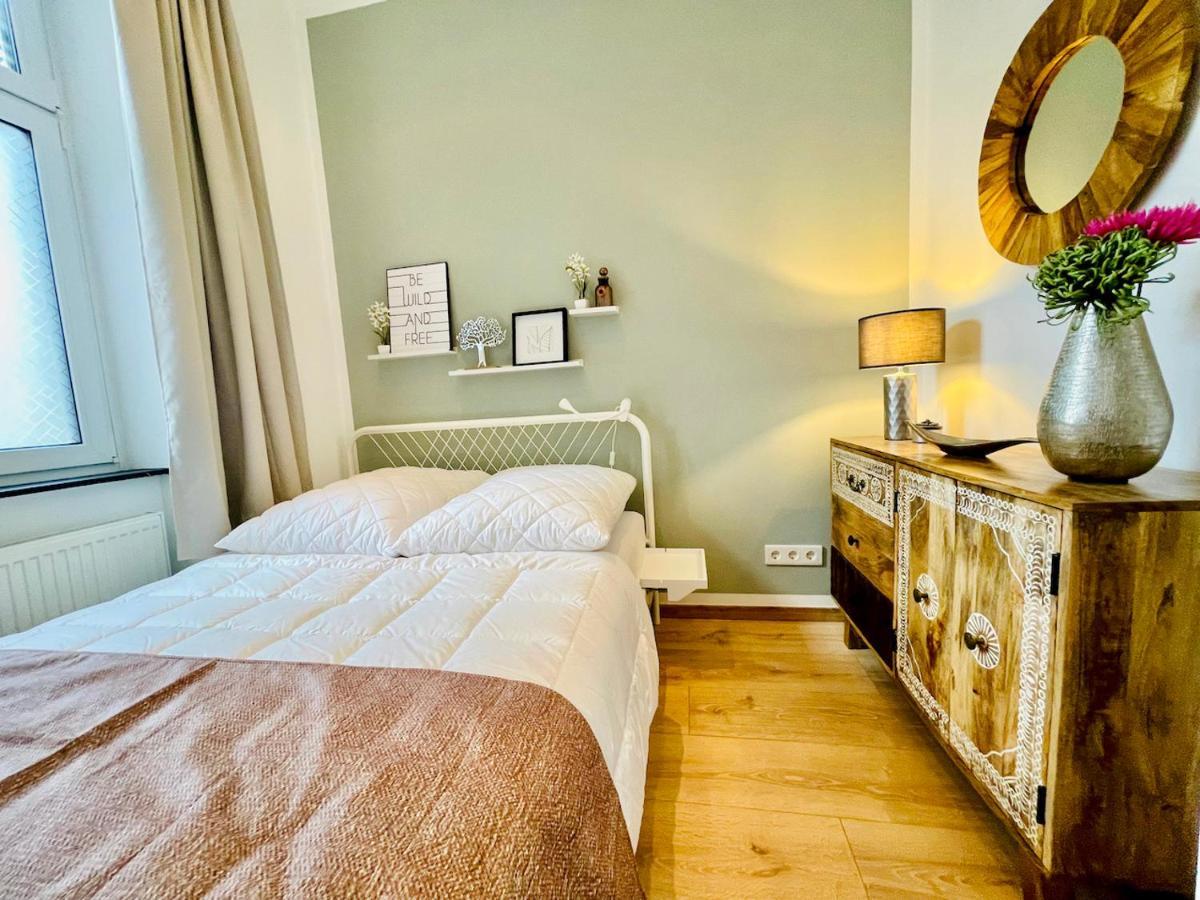 Colorful & Quiet Apartment In Beautiful Viennese Building Luaran gambar
