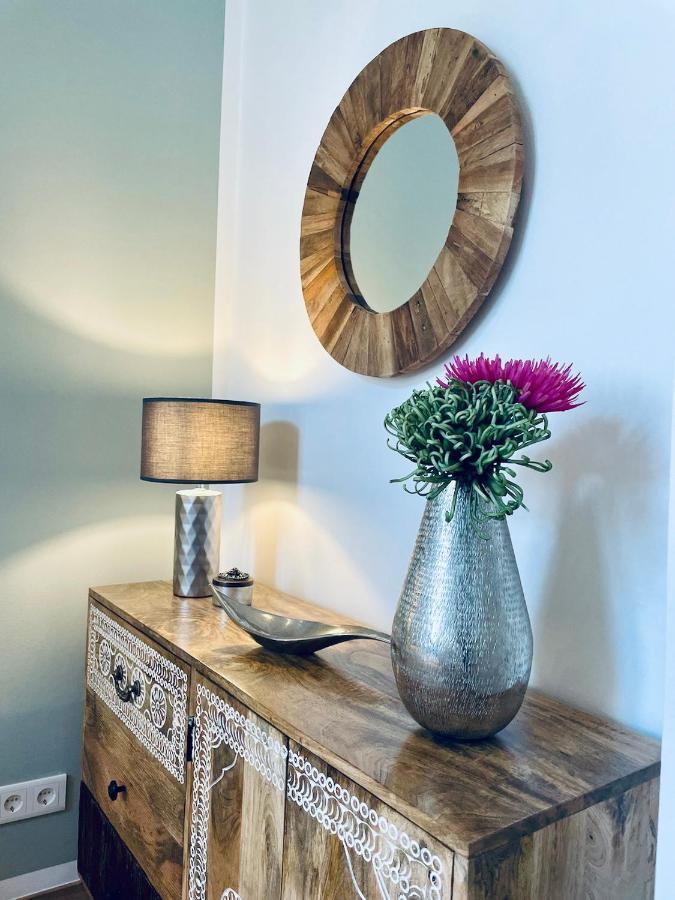 Colorful & Quiet Apartment In Beautiful Viennese Building Luaran gambar