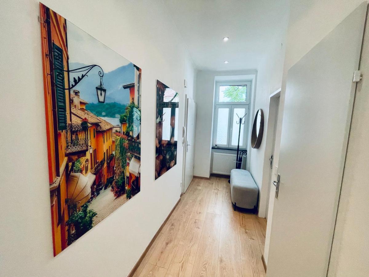 Colorful & Quiet Apartment In Beautiful Viennese Building Luaran gambar